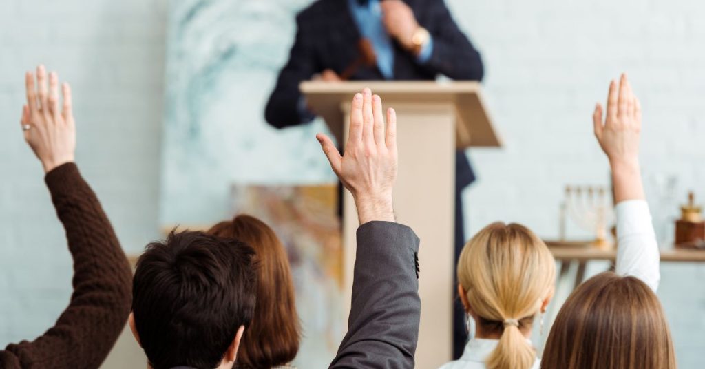 How to Win Bidding Wars in Chicago Property